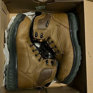Steel toe work boots
